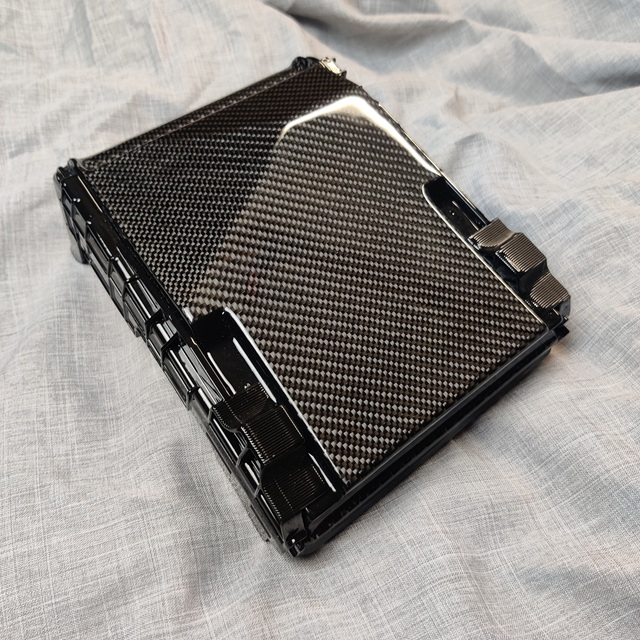 Pièce intérieure en fibre de carbone sur mesure – HexaComposites